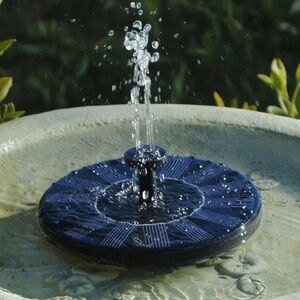 NWT Solar-Powered Bird Bath 4-in-1 Fountain Pump